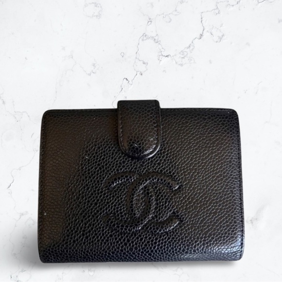 CHANEL Handbags - Chanel Black caviar Compact Wallet
